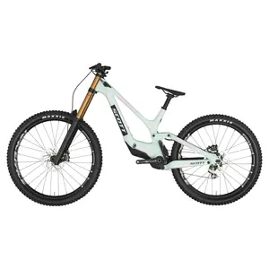 A Bicicleta SCOTT Gambler RC tem Quadro Gambler Carbono HMX, FOX 40 Factory Float, FOX DH X2 Factory e SRAM X01 DH/RF Atlas 7 VL.