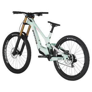 A Bicicleta SCOTT Gambler RC tem Quadro Gambler Carbono HMX, FOX 40 Factory Float, FOX DH X2 Factory e SRAM X01 DH/RF Atlas 7 VL.