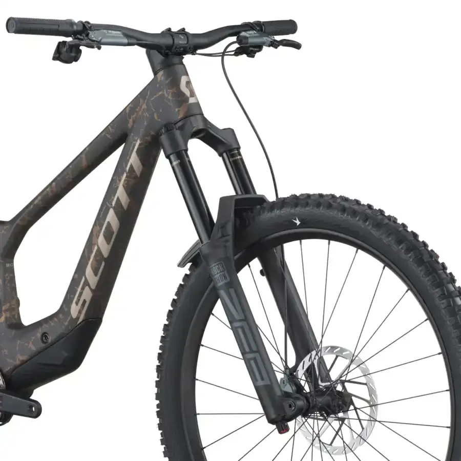 A Bicicleta SCOTT Ransom 910 tem Quadro Carbono HMF-Alloy, RockShox Zeb Select+ e SRAM S1000 AXS 12 VL.