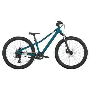 A Bicicleta SCOTT Roxter 400, com quadro compacto, rodas de 24", SunRace CSM55 11-34T de 8VL e Tektro HD-M276 Disc. Hidráulico.