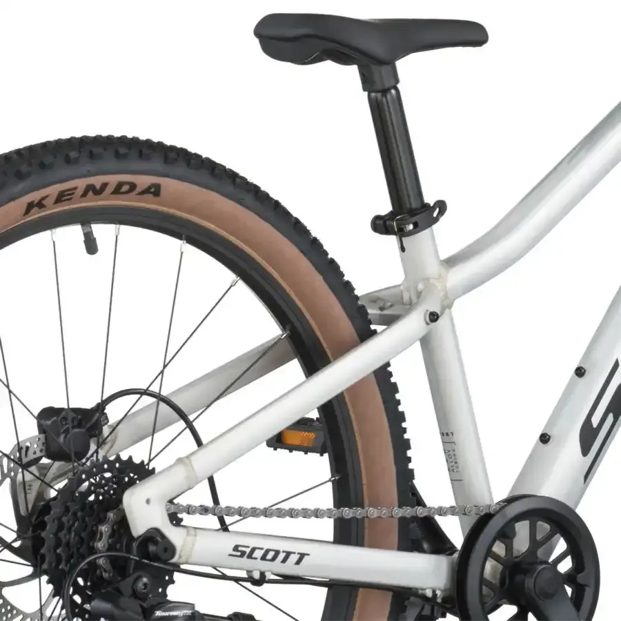 Descubra a Bicicleta SCOTT Scale 400, com quadro compacto, rodas de 24", SunRace CSM55 11-34T 8VL e Tektro HD-M276 Disc. Hidráulico.