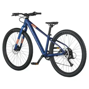 A Bicicleta SCOTT Scale 600, tem quadro compacto, rodas de 26", Shimano CS-HG400-8 11-40T 8VL e Tektro HD-M276 Disc. Hidráulico.