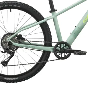 BICICLETA SCOTT SCALE 600 SCOTT SCALE 600: BTT hardtail com foco em eficiência e confiança, para rolar depressa, descobrir trilhos e manter a experiência simples Com fluidez e confiança.