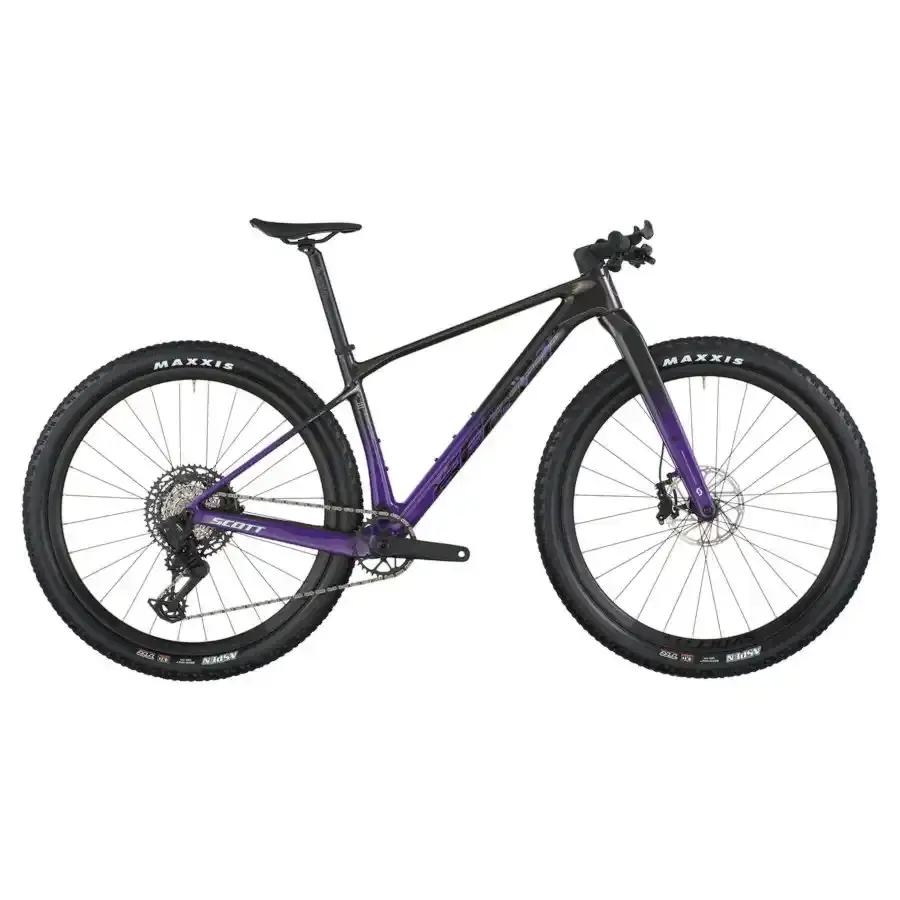 A Bicicleta SCOTT Gravel 10 tem Quadro Scale em Carbono HMF e transmissão SRAM S1000 AXS 12 VL.