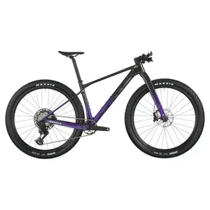 A Bicicleta SCOTT Gravel 10 tem Quadro Scale em Carbono HMF e transmissão SRAM S1000 AXS 12 VL.