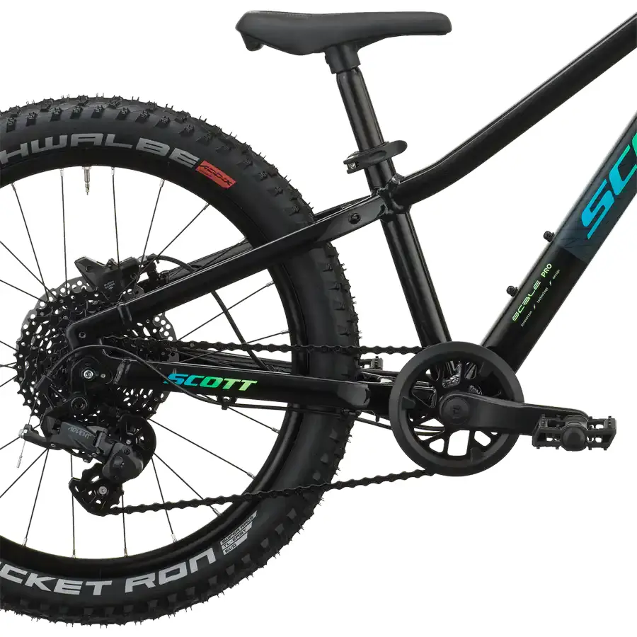 SCOTT SCALE PRO 200: BTT hardtail com foco em eficiência e confiança, para rolar depressa, descobrir trilhos e manter a experiência simples. Mais liberdade.