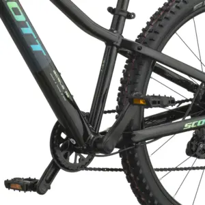 BICICLETA SCOTT SCALE PRO 400 SCOTT SCALE PRO 400: BTT hardtail com foco em eficiência e confiança, para rolar depressa, descobrir trilhos e manter a experiência simples. Com prazer.