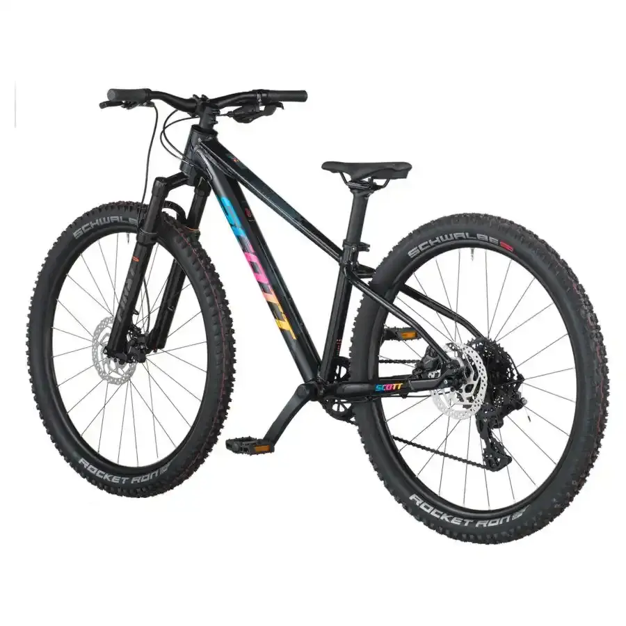 A Bicicleta SCOTT Scale RC 600 tem Quadro KIDS26 em Alumínio, rodas 26", Microshift ADVENT H-Series 9VL e Shimano BR-MT410.