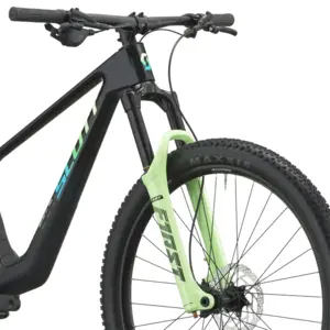 BICICLETA SCOTT SPARK PRO 700 SCOTT SPARK PRO 700, trail leve com controlo e conforto, ideal para ligar subidas, curvas e descidas com fluidez. Sensação fluida, simples e envolvente.