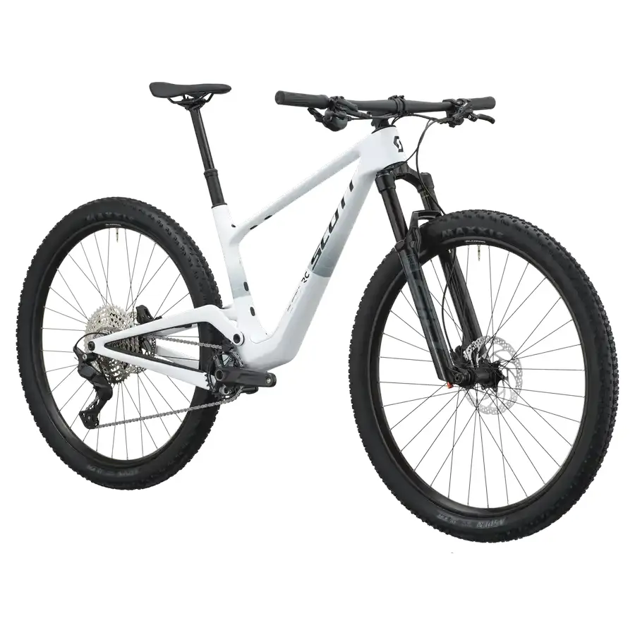 BICICLETA SCOTT SPARK RC COMP SCOTT SPARK RC COMP: XC rápido com foco em velocidade e precisão, para atacar subidas, descidas curtas e trilhos técnicos com controlo. Com prazer em cada.