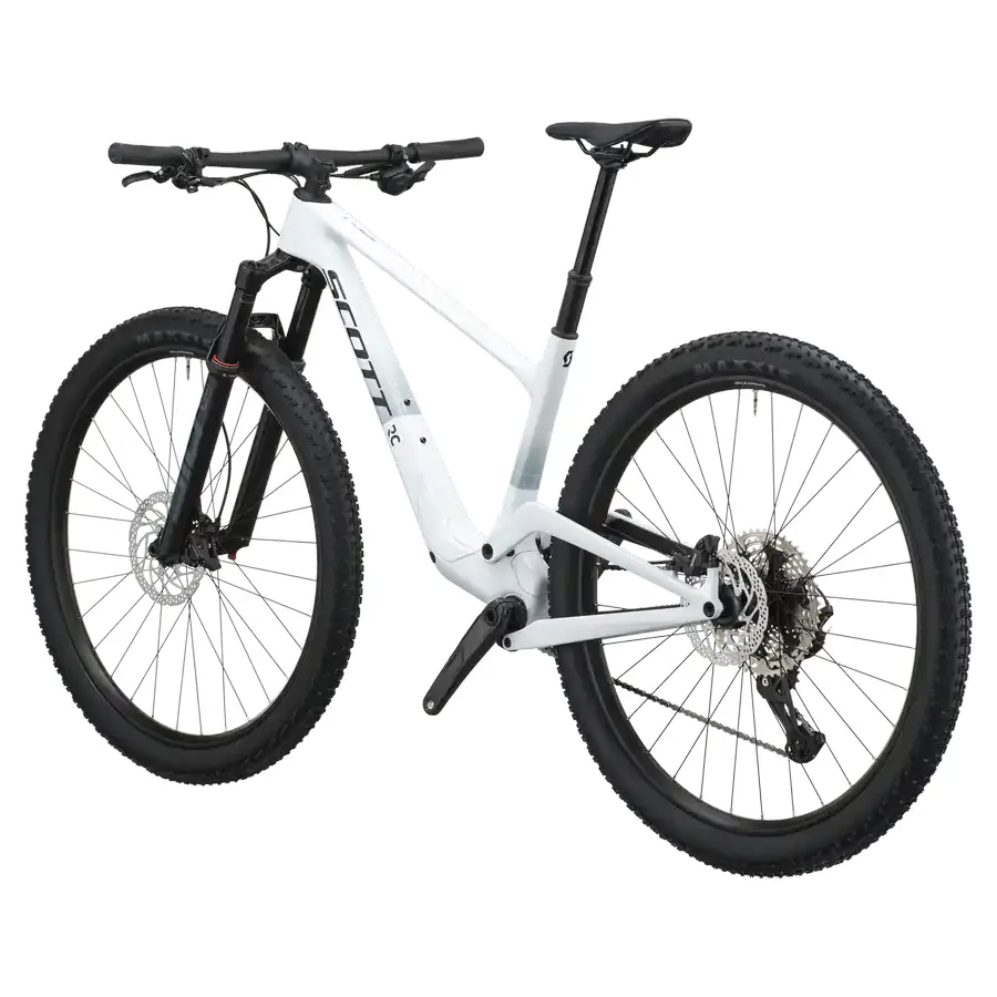 BICICLETA SCOTT SPARK RC COMP SCOTT SPARK RC COMP: XC rápido com foco em velocidade e precisão, para atacar subidas, descidas curtas e trilhos técnicos com controlo. Com prazer em cada.
