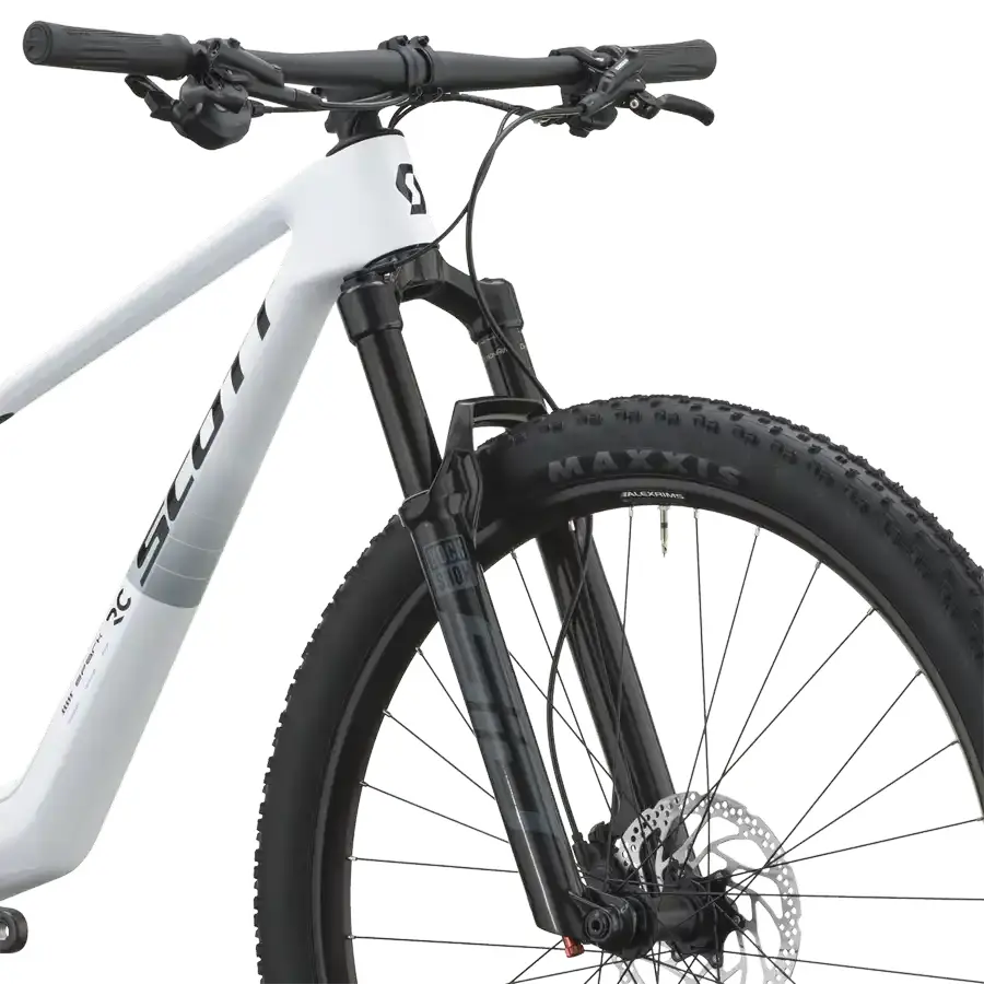 BICICLETA SCOTT SPARK RC COMP SCOTT SPARK RC COMP: XC rápido com foco em velocidade e precisão, para atacar subidas, descidas curtas e trilhos técnicos com controlo. Com prazer em cada.