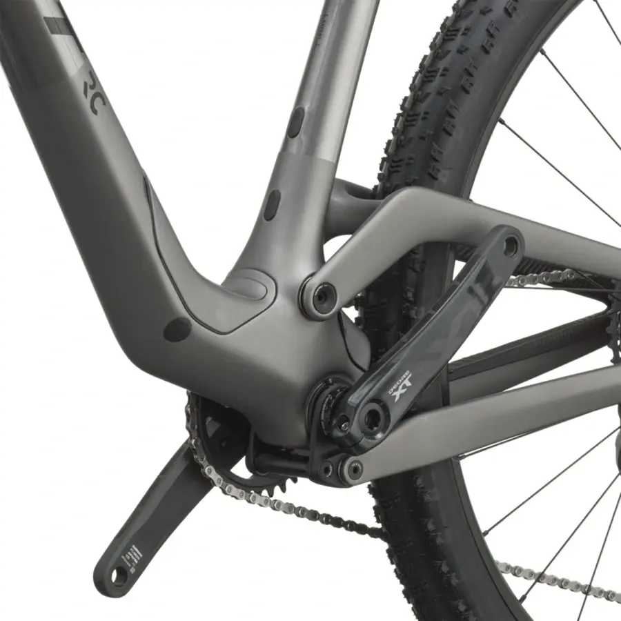 BICICLETA SCOTT SPARK RC EXPERT A SCOTT Spark RC Expert entrega a velocidade e o controlo que procuras em cada volta. Descobre a tua nova parceira de trilho.