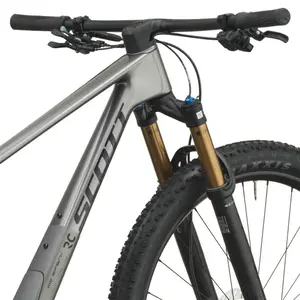 BICICLETA SCOTT SPARK RC EXPERT A SCOTT Spark RC Expert entrega a velocidade e o controlo que procuras em cada volta. Descobre a tua nova parceira de trilho.