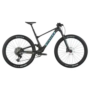 A Bicicleta SCOTT Spark RC Team tem RockShox SID 3P, Quadro em Carbono HMF e transmissão SRAM S1000 AXS 12 VL.