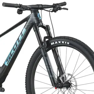 A Bicicleta SCOTT Spark RC Team tem RockShox SID 3P, Quadro em Carbono HMF e transmissão SRAM S1000 AXS 12 VL.