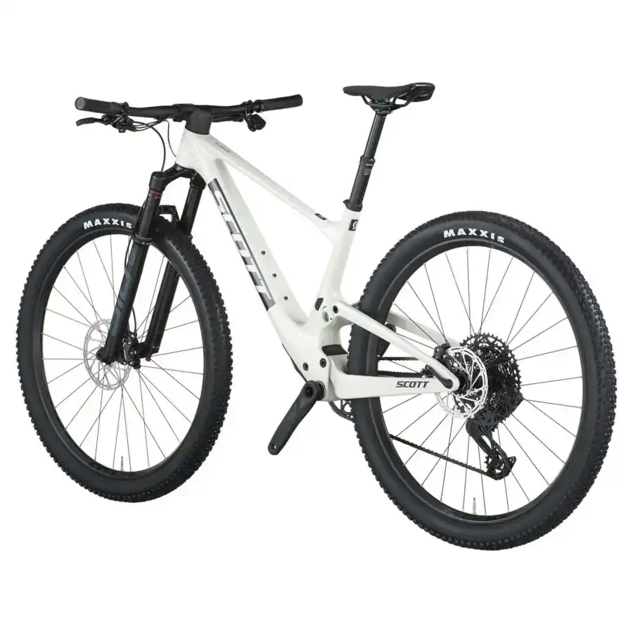 A Bicicleta SCOTT Spark RC Team tem RockShox SID 3P, Quadro em Carbono HMF e transmissão SRAM S1000 AXS 12 VL.