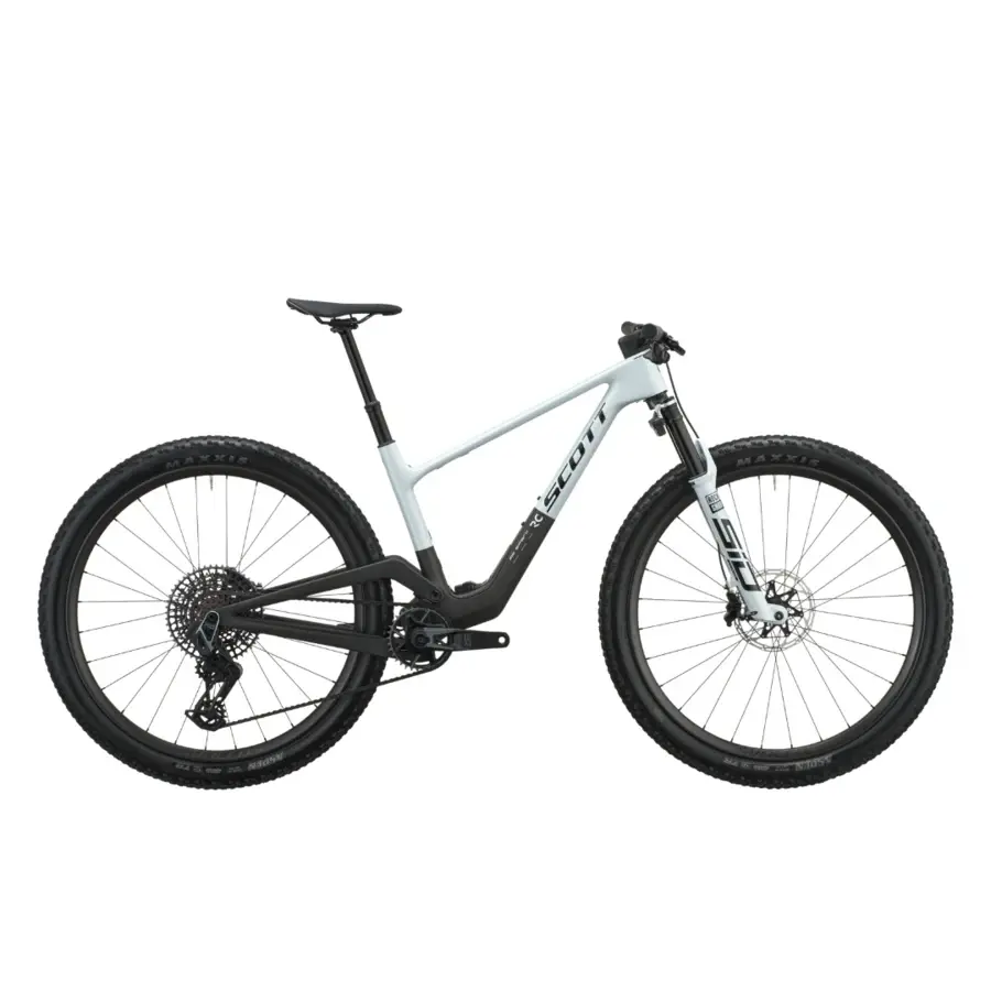 BICICLETA SCOTT SPARK RC WORLD CUP A Bicicleta SCOTT Spark RC World Cup tem SRAM X0 AXS com potenciômetro 12 VL, Quadro em Carbono HMF e RockShox Flight Attendant.