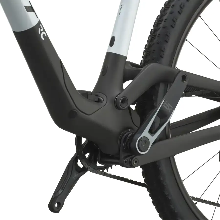 BICICLETA SCOTT SPARK RC WORLD CUP SCOTT SPARK RC WORLD CUP: Spark RC HMF Carbon Gen5, RockShox SID Ultimate Flight Attendant, SRAM X0 Eagle AXS Transmission 12 Speed e Syncros Silverton CF2.