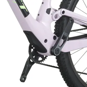 A Bicicleta SCOTT Spark RC World Cup tem RockShox Flight Attendant, Quadro em Carbono HMF e transmissão SRAM SRAM X0 AXS.