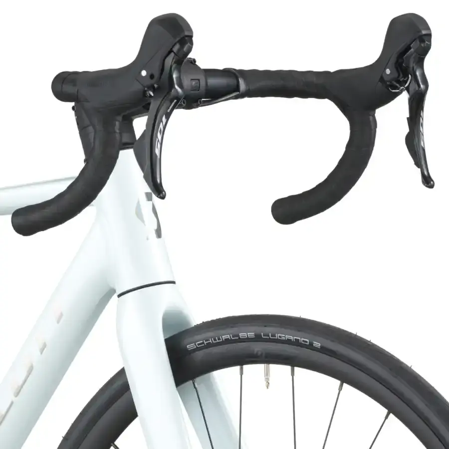 A Bicicleta SCOTT Speedster 10 tem Quadro em Alumínio, Forqueta Speedster Disc em Carbono e Shimano 105 de 24VL.