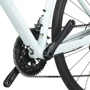 A Bicicleta SCOTT Speedster 10 tem Quadro em Alumínio, Forqueta Speedster Disc em Carbono e Shimano 105 de 24VL.