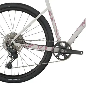 A Bicicleta SCOTT Speedster Gravel 30 tem Forqueta Speedster Gravel Carbono e Shimano CUES 6000 Disc 10 VL.