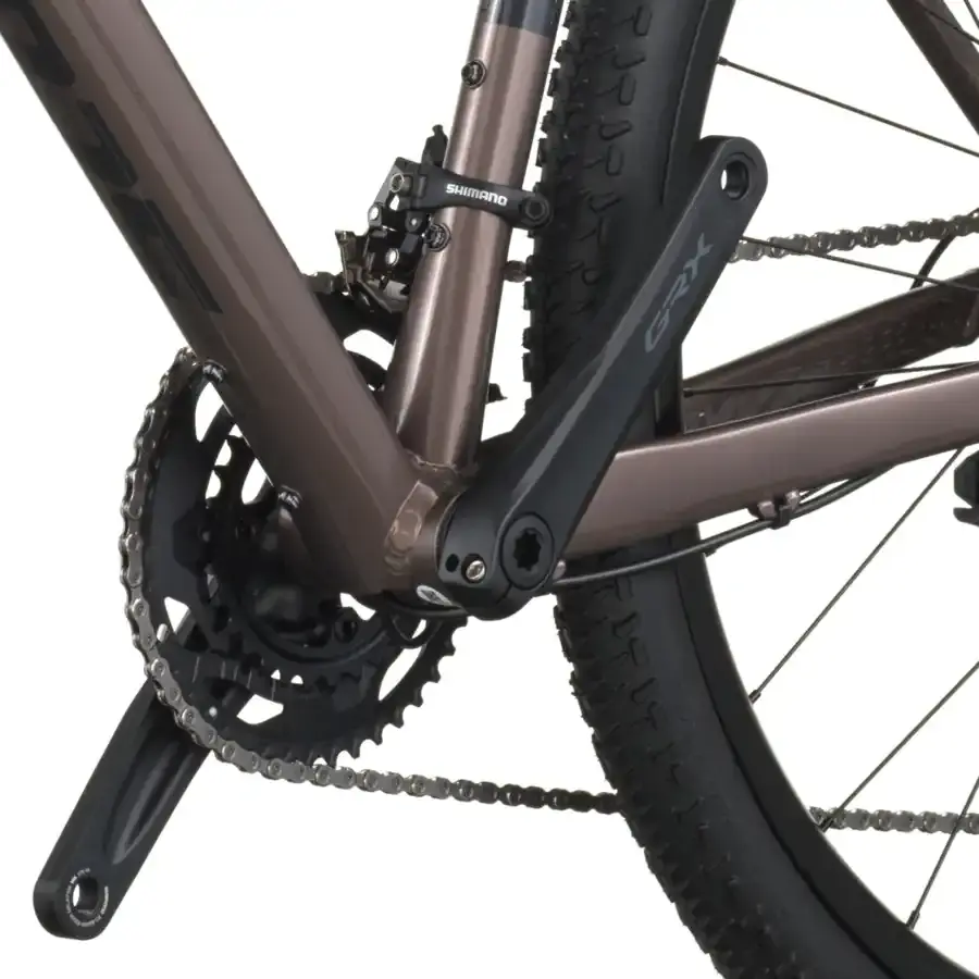 A Bicicleta SCOTT Speedster Gravel Team tem Forqueta Speedster Gravel Carbono e Shimano GRX RX820/610 24 VL.