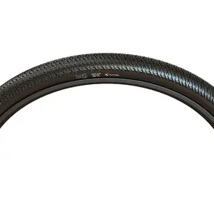 O PNEU MAXXIS DTH 26X2.3 60TPI FLANCO DOBRÁVEL oferece desempenho versátil, ideal para diferentes estilos de BMX, dirt jumping e pump track.