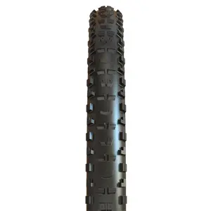 O PNEU MAXXIS MINION DHR II 26X2.40 DH 60X2TPI ARAME com tacos laterais emprestados do lendário Minion DHF, mas ampliados para fornecer mais suporte, os cantos do DHR II são como nenhum outro.