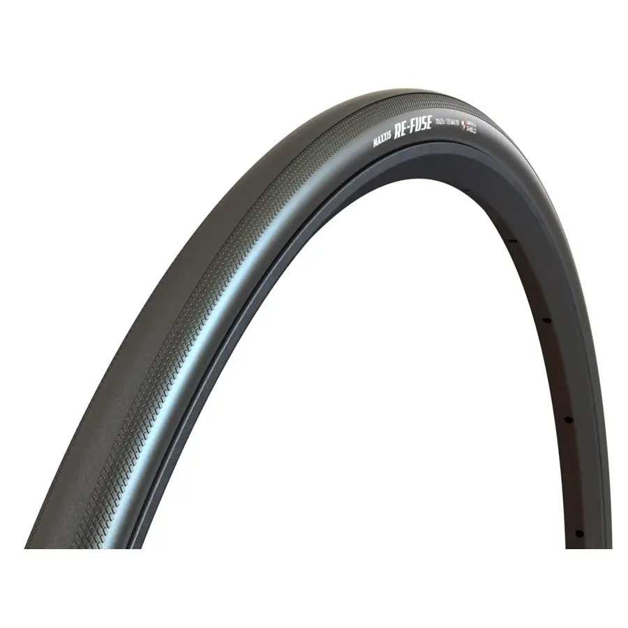 O PNEU MAXXIS RE-FUSE G3 700X28C PRETO MAXXSHIELD 60TPI FLANCO DOBRÁVEL é ideal para pedalar na estrada.