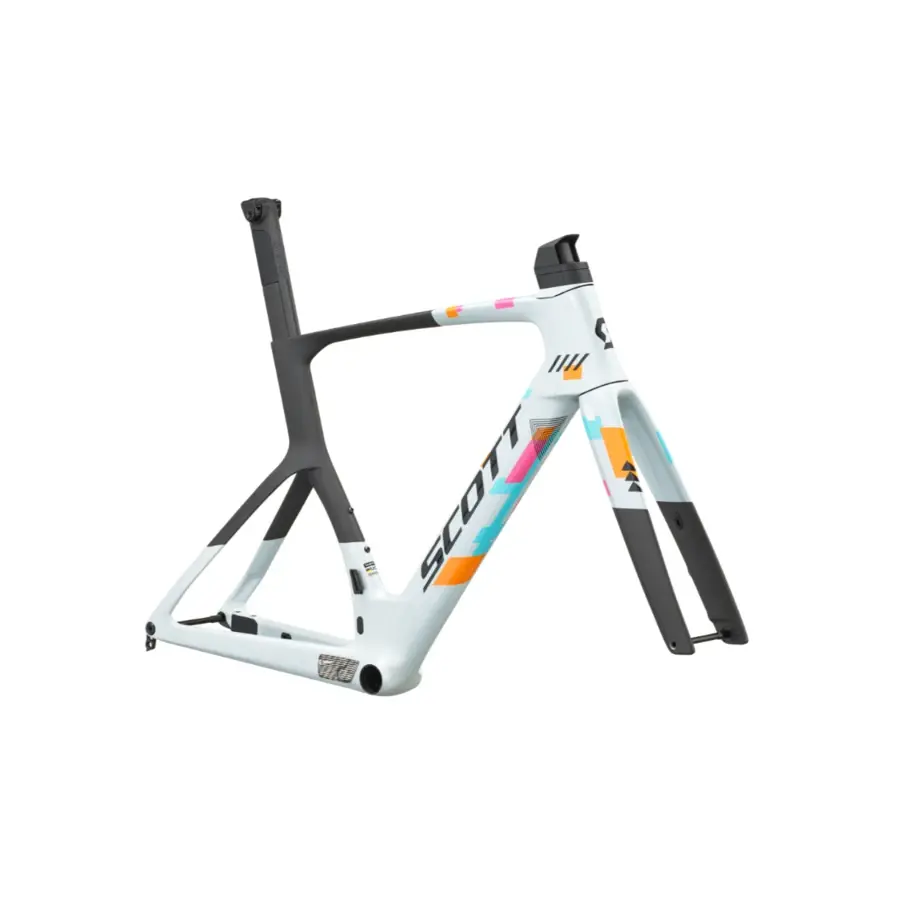 O Quadro Foil RC Team Replica tem Quadro em Carbono HMX, Forqueta em Carbono HMX e Espigão Syncros Duncan SL Aero CFT em Carbono.