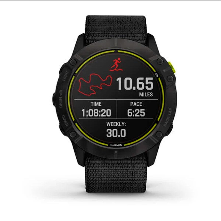 RELÓGIO GARMIN  Enduro Cinzento carbono em titânio revestido a DLC com bracelete UltraFit em nylon preta