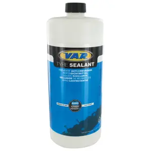 O SELANTE TUBELESS VAR TYRE SEALANT 1L sela furos até 6,5 mm rapidamente e torna os pneus tubeless ready herméticos.