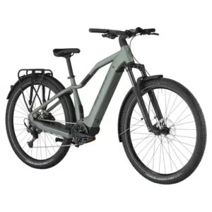 Com a Bicicleta Elétrica SCOTT Axis 40, carrega a bateria, define o teu percurso ou atividade, pedala e não olhes para trás.