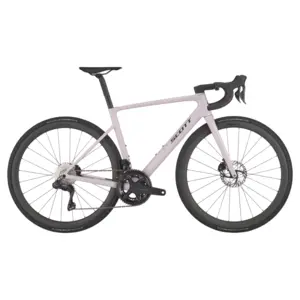 A Bicicleta SCOTT Addict RC 20 eleva o desempenho com o seu Quadro Addict RC em Carbono HMX e Transmissão Shimano Ultegra Di2 Disc 24 VL.