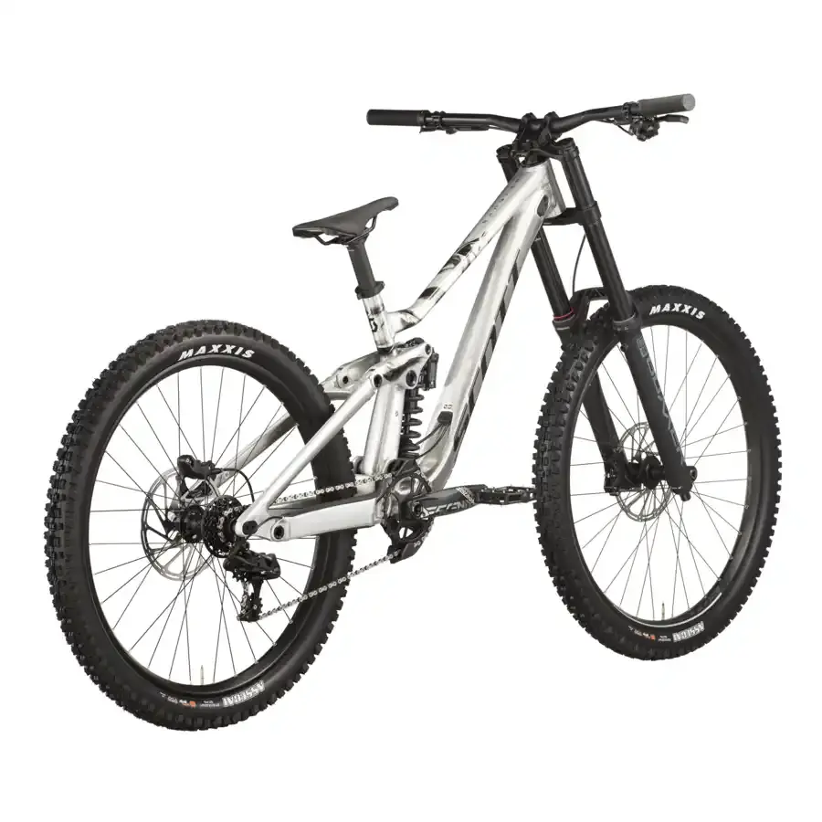 A Bicicleta SCOTT Gambler 20 tem Quadro Gambler Alloy, RS Boxxer Base, RS Vivid Coil Base e SRAM GX DH 7 VL.