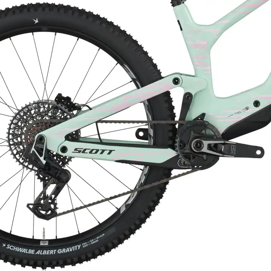 A Bicicleta SCOTT Ransom 900 RC tem Quadro Carbono HMX, FOX Podium Factory e SRAM X0 AXS 12 VL.